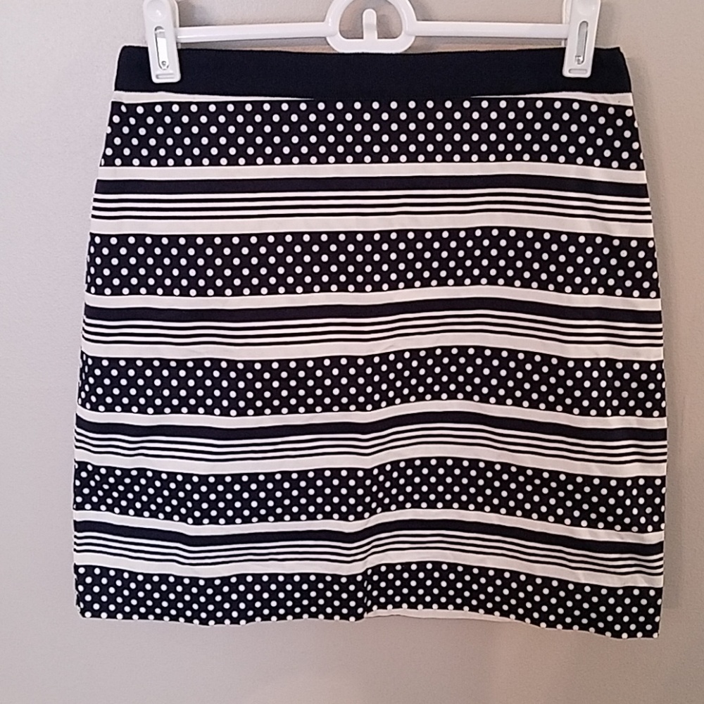 Vineyard Vines Skirt